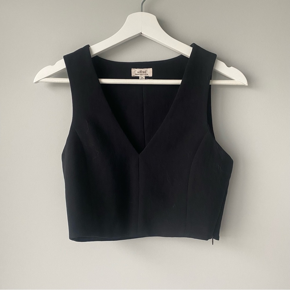 Wilfred Dauphine Top